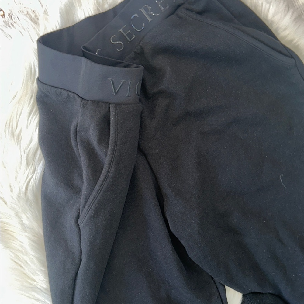 Victoria's Secret Logo Waistband Fleece Joggers - Classic Black Size Medium - Picture 5 of 7